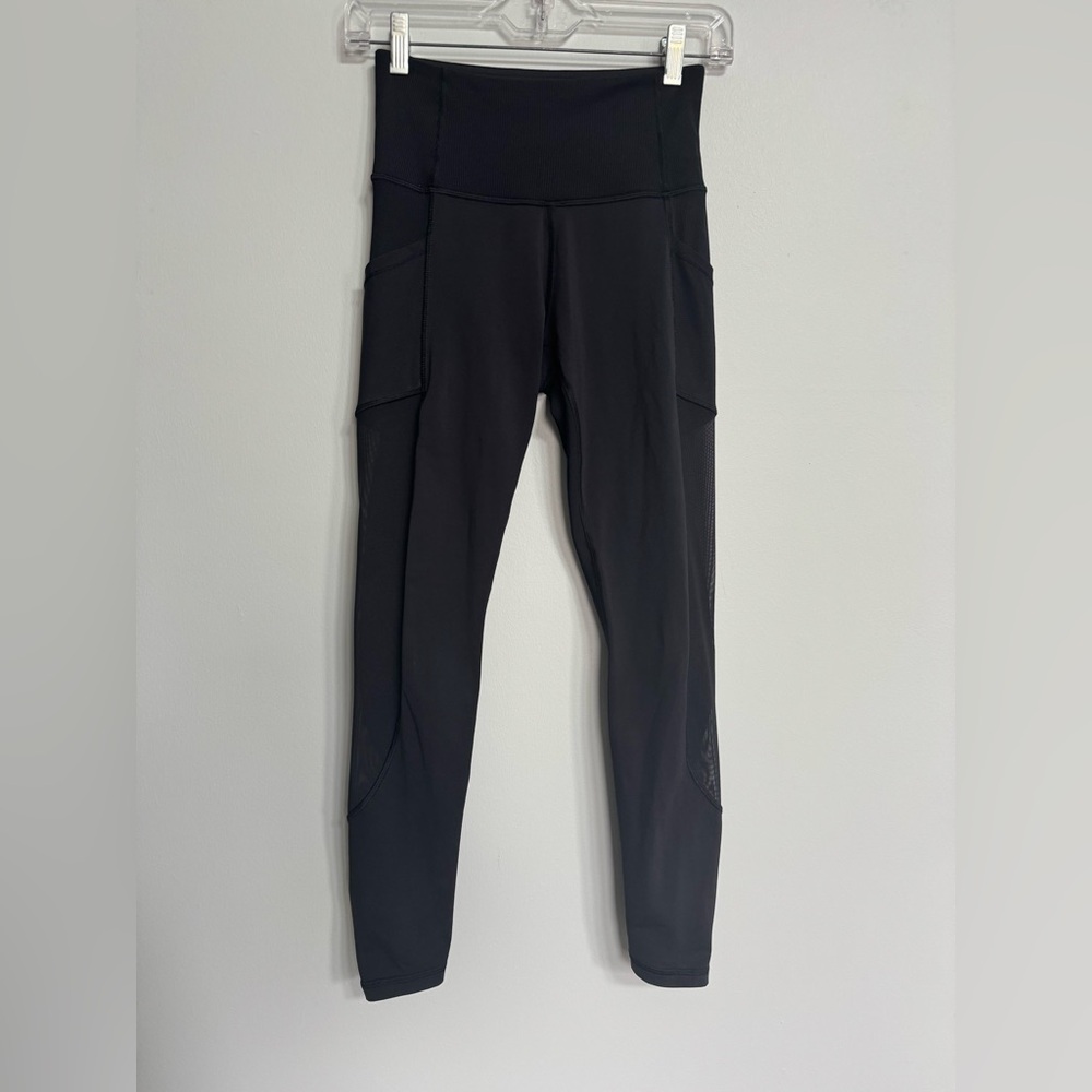 Lululemon Black sheer side Leggings size 4